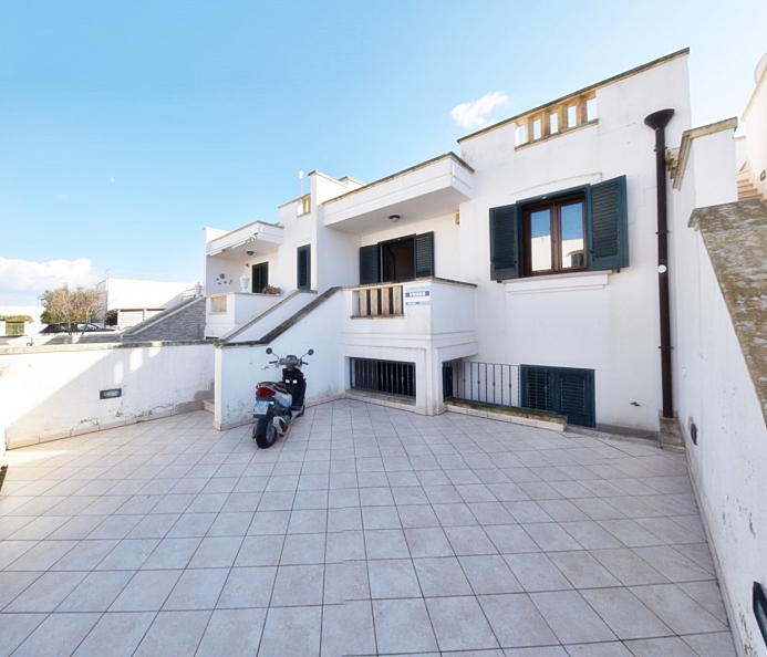 Refined Two-Level Villa