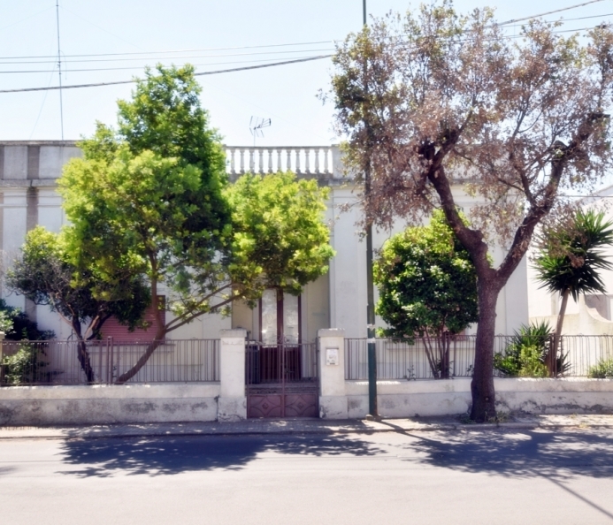Detached House with Star Vaults and Garden