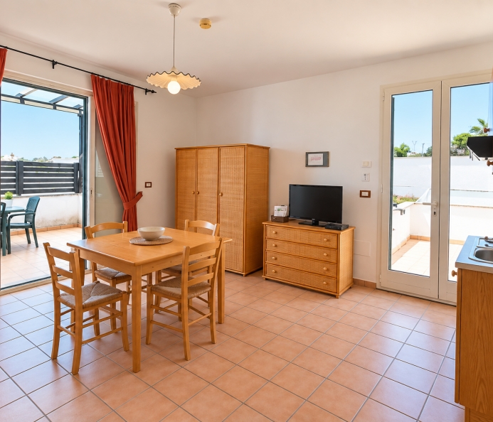 One-Bedroom Apartment with Terrace Sea View