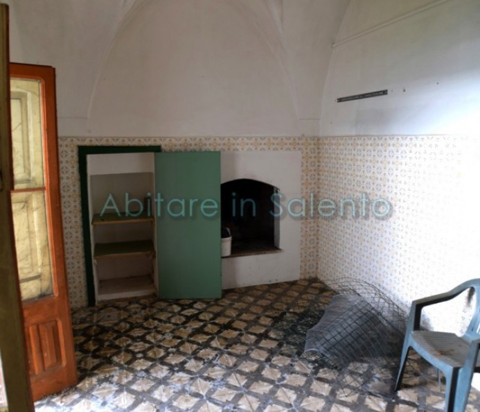 Detached house vaulted ceilings 